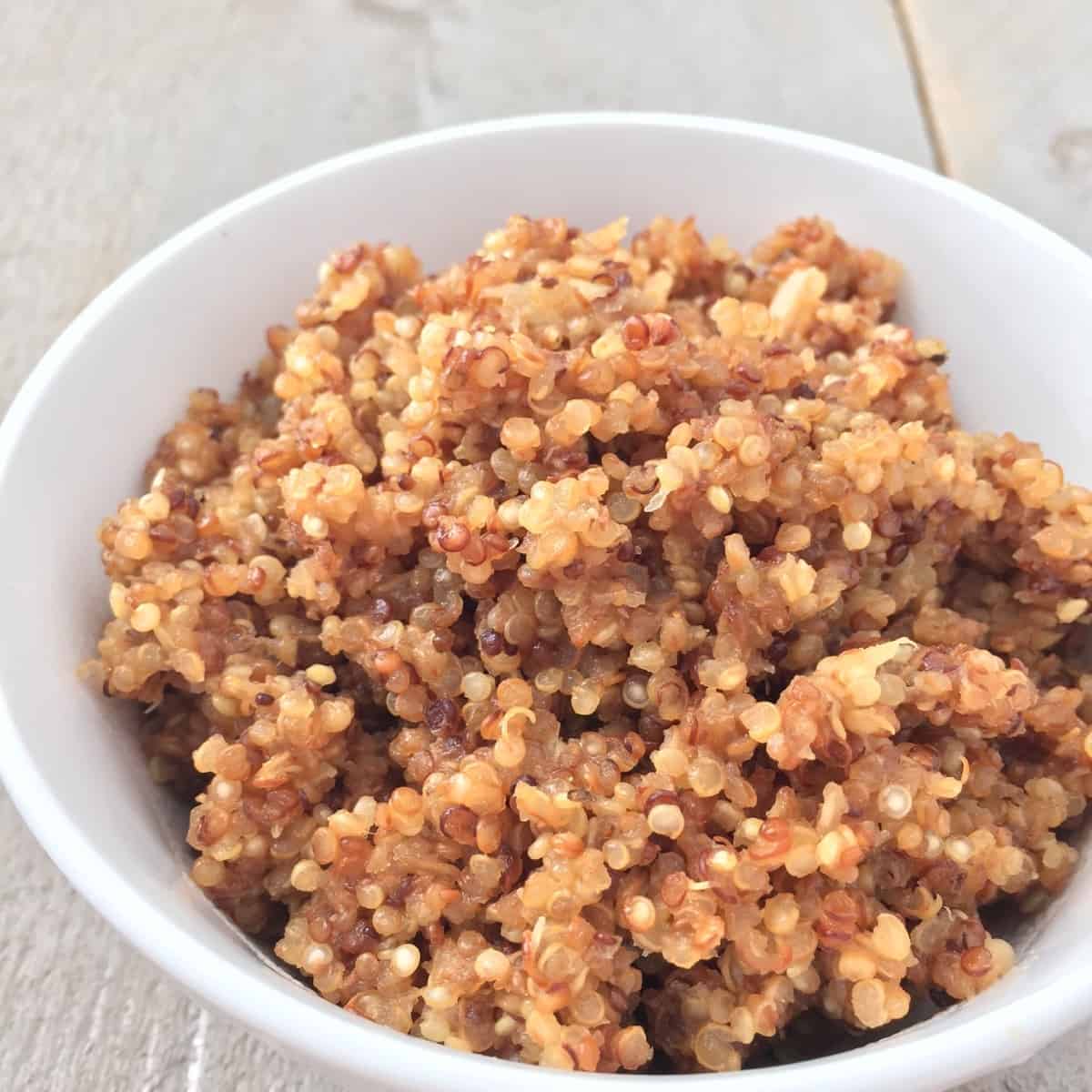 Roasted Garlic Toasted Quinoa