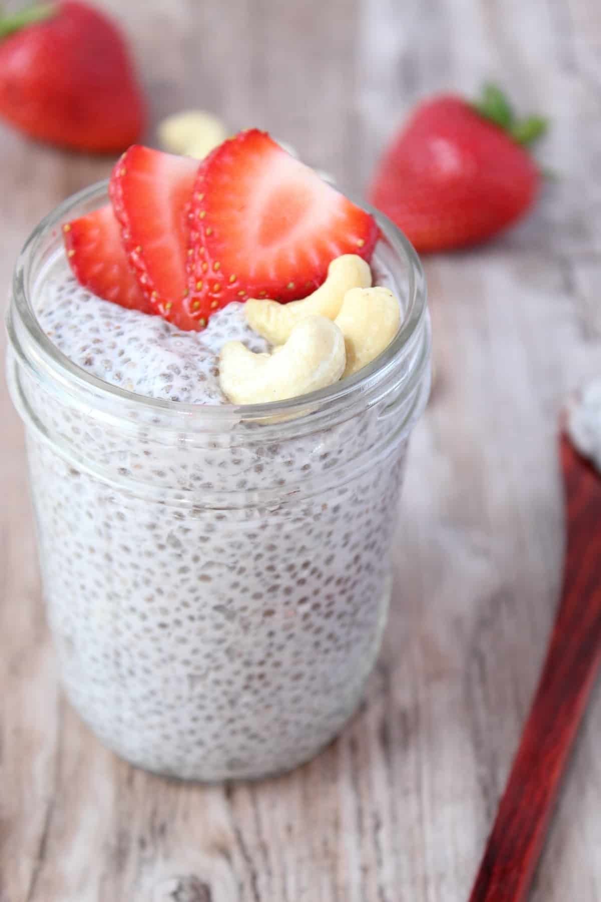 Strawberry Cashew Chia Pudding