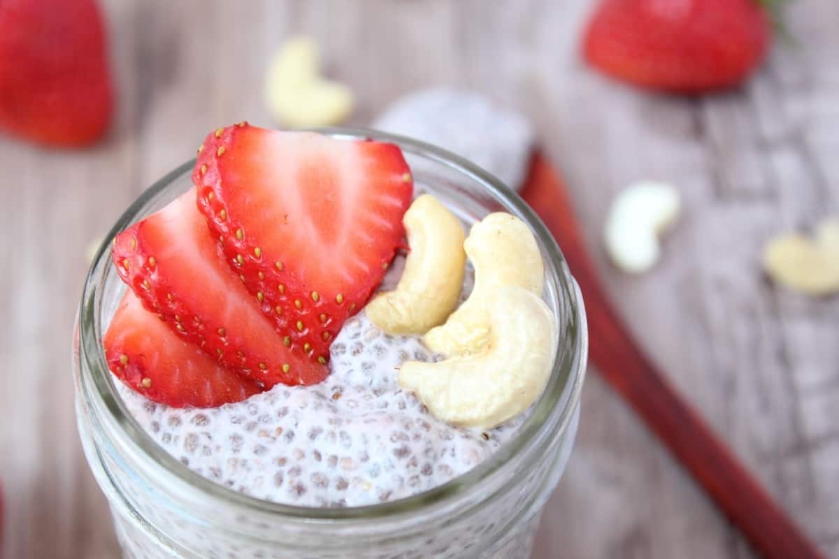 Strawberry Cashew Chia Pudding