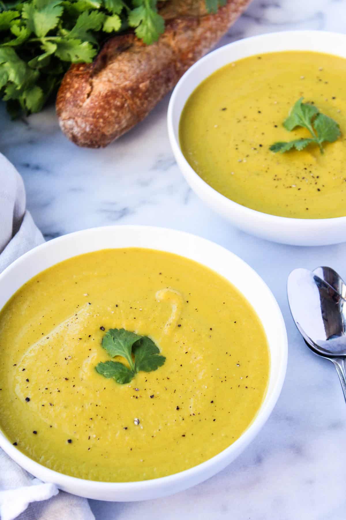 Creamy Cauliflower Golden Milk Soup