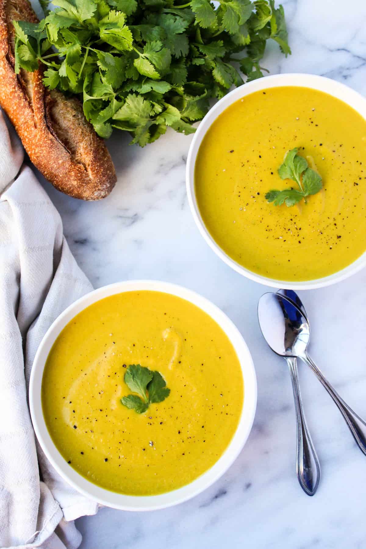 Creamy Cauliflower Golden Milk Soup