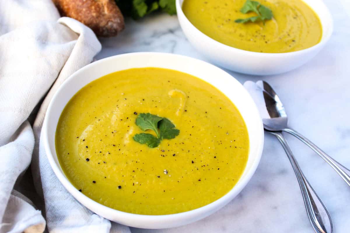 Creamy Cauliflower Golden Milk Soup