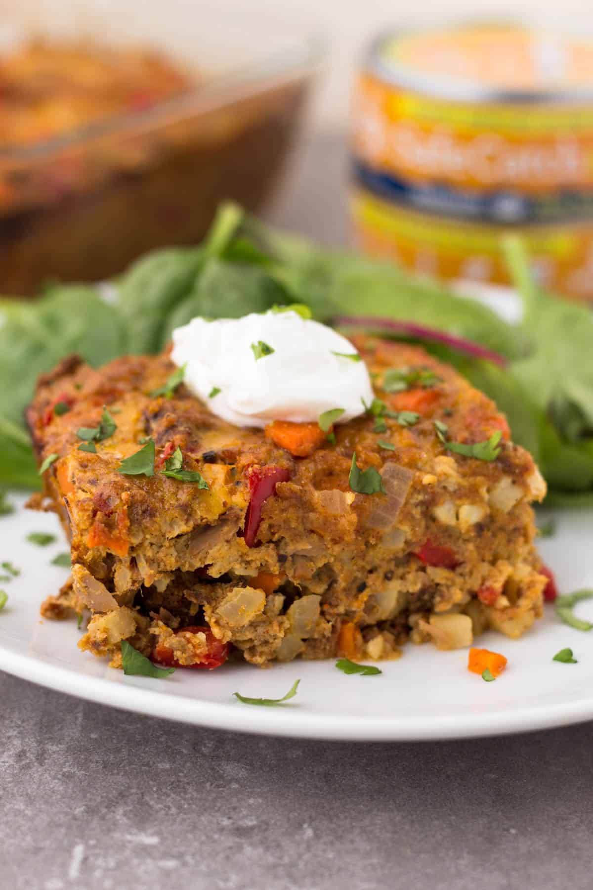 This Tandoori Tuna Casserole packs the flavor and makes an easy and healthy weeknight or meal prep dish that is gluten free, paleo, and Whole30 approved! - Eat the Gains
