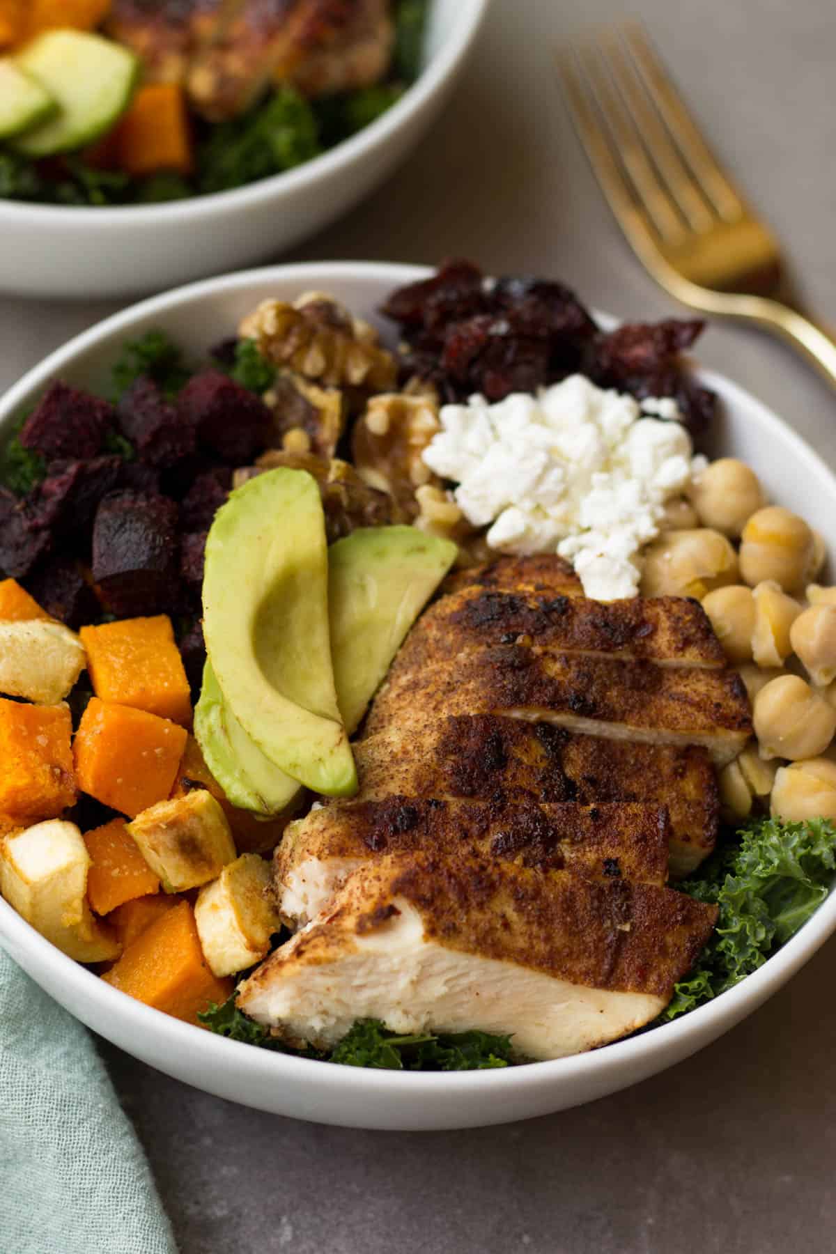 This Fall Veggie Chicken Power Bowl makes the perfect light, healthy, and gluten free winter meal - packed with protein, carbs, and healthy fats and so many vitamins & minerals! - Eat the Gains