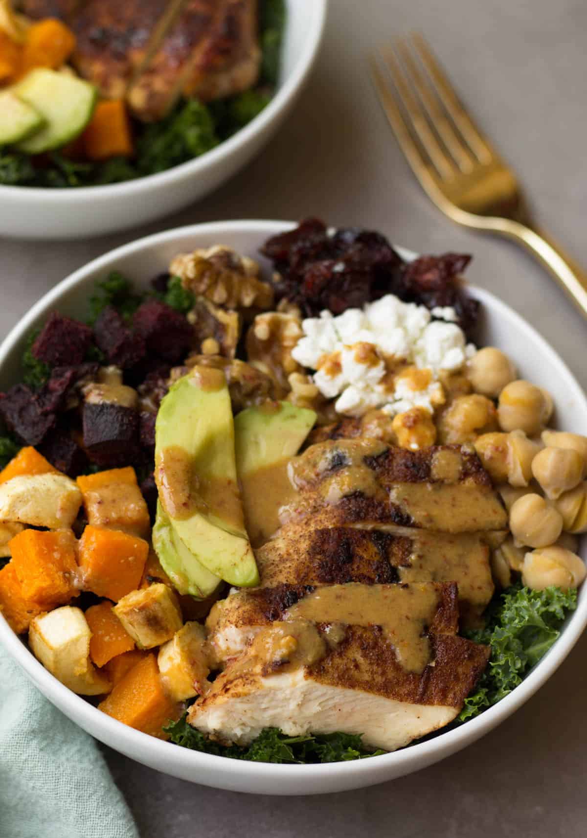 This Fall Veggie Chicken Power Bowl makes the perfect light, healthy, and gluten free winter meal - packed with protein, carbs, and healthy fats and so many vitamins & minerals! - Eat the Gains