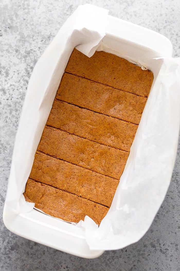 A pan filled with six pumpkin protein bars.