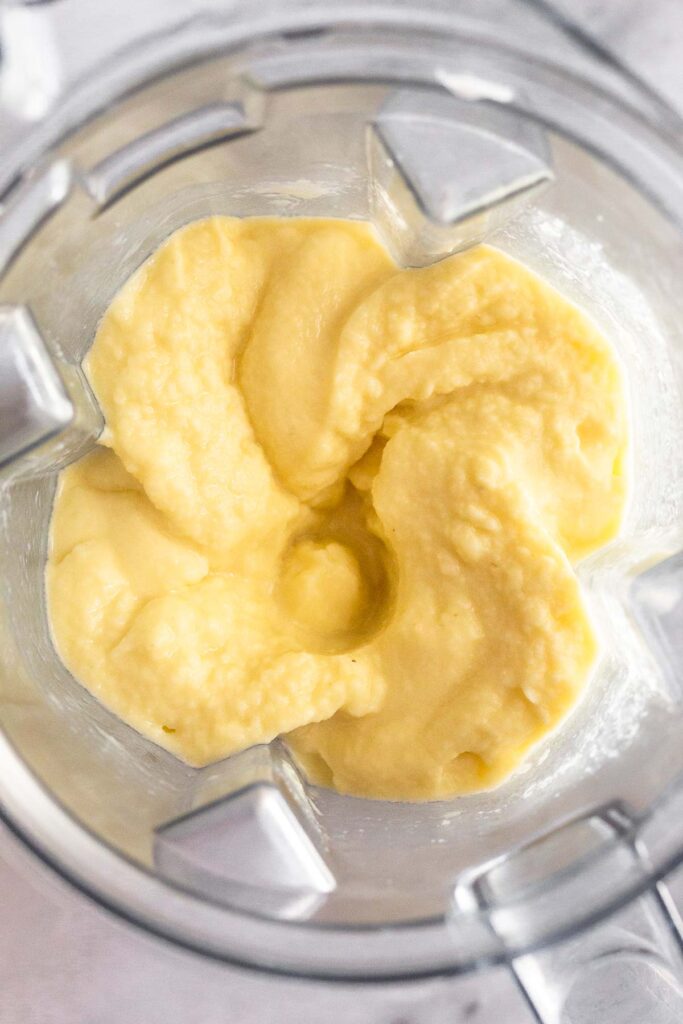 Pineapple dole whip recipe in a blender.